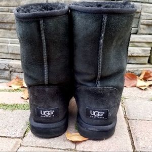 Short Classic Ugg Boots